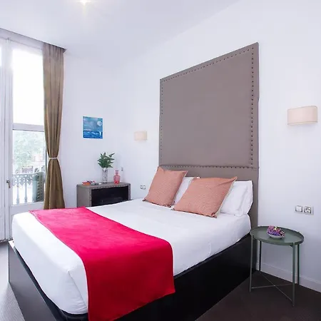 Amra Caspe Pensjonat 2*