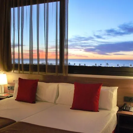 4 Hotel
