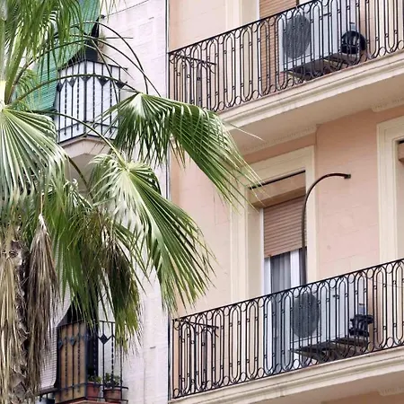 Serennia Sants Apartament *