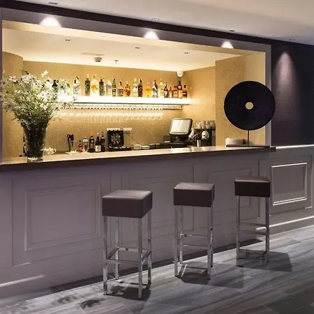 Hotel Catalonia Square 4* Sup