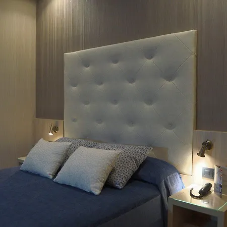 Rialto Hotel 3*