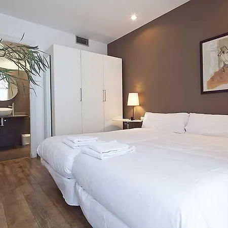 Inside Sants Apartment