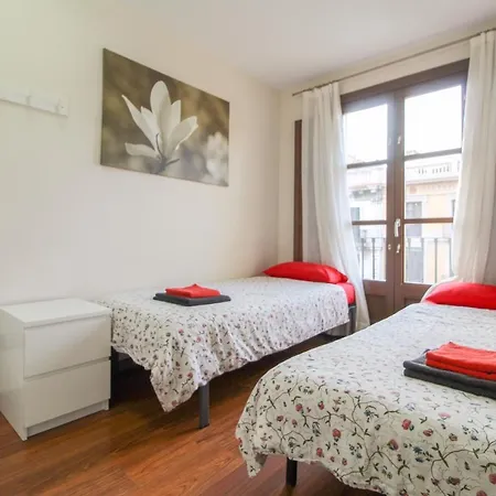 Апартаменты Girona 108