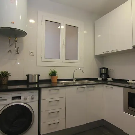 Felip II - Spacious And Quiet Apartments & One With Private Terrace *