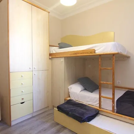 Felip II - Spacious And Quiet Apartments & One With Private Terrace Barcelone