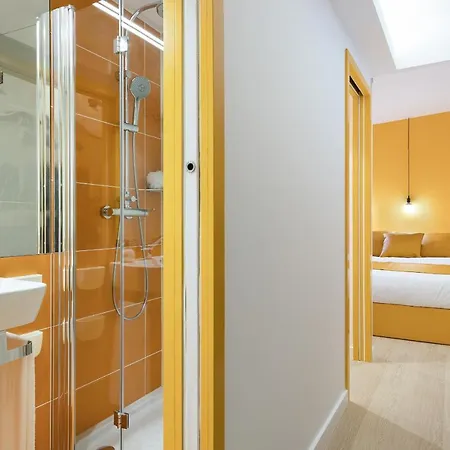 Ola Living Santa Anna Apartamento