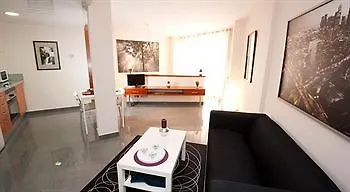 Hotell Ainb Eixample-muntaner 2*