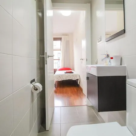 Girona 108 Апартаменты Барселона