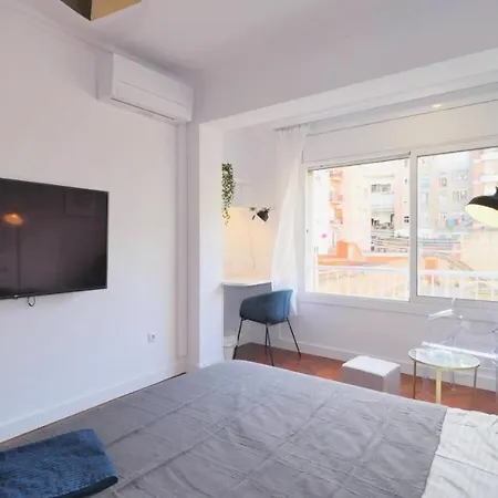 Eixample - Maca 6 *