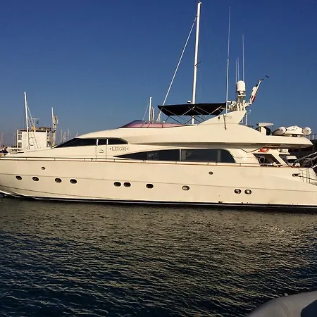 Leigh Yacht Barselona