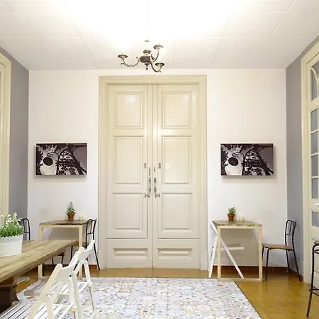 Coimpact Coliving Bruc Hostel *