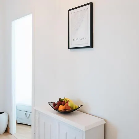 Apartamento Sunny And Modern Ideal For Groups Barcelona