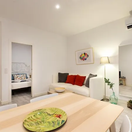 Apartment Pere Serafi 2 Bedroom Barcelona