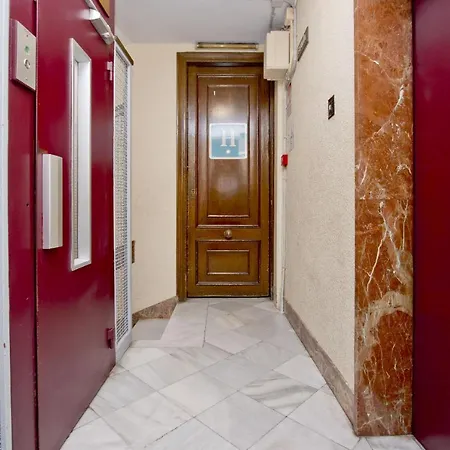 Barcelona City Hotel *
