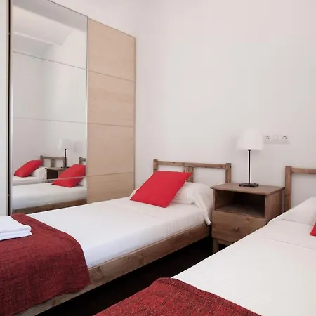 Beautiful Penthouse Next To Sagrada Familia