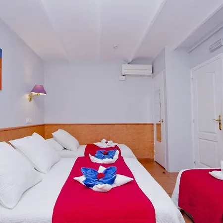 Barcelona City Rooms ברצלונה