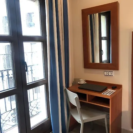Canton Hotel