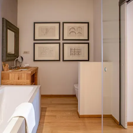 Hotel Margot House 4*