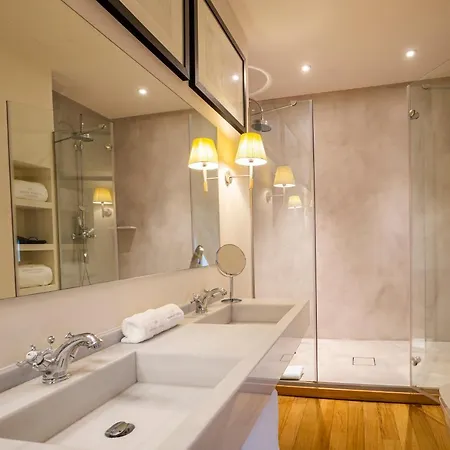 Margot House Hotel
