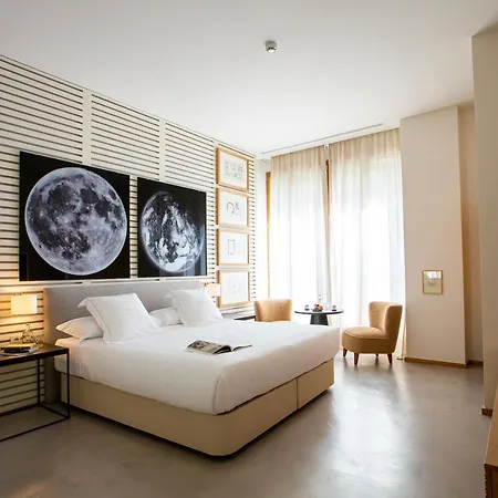 Margot House Hotel