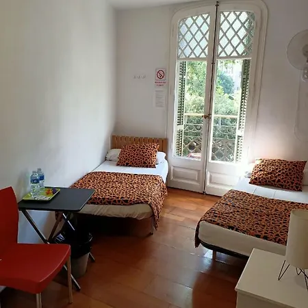 Diagonal House Hostel Barcelona