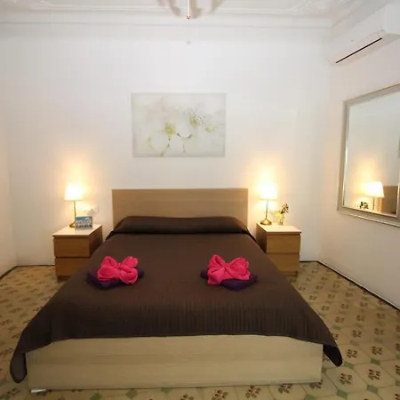 Gran Via Habitación en casa particular Barcelona