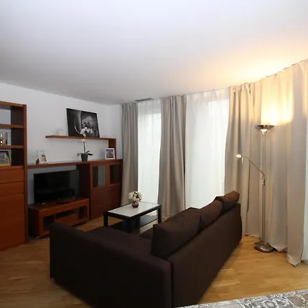 Gran Via Habitación en casa particular