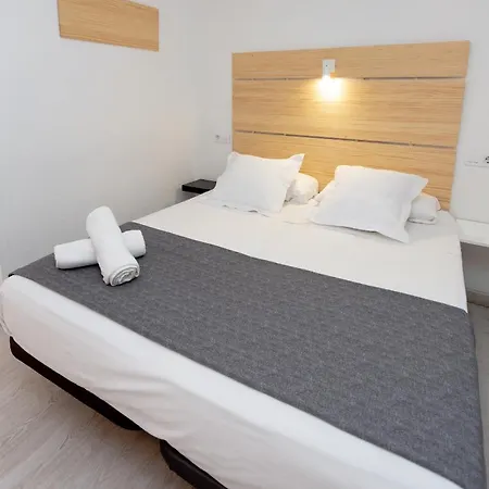 Hostal Easy Sants By Bossh! (adults Only) Barcelona