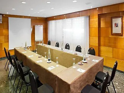Nh Entenza Otel