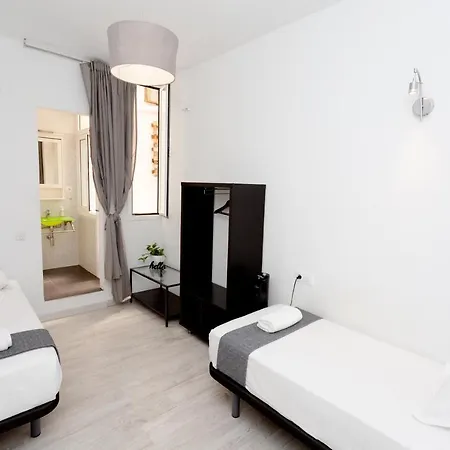 Hostal Easy Sants By Bossh! (adults Only)