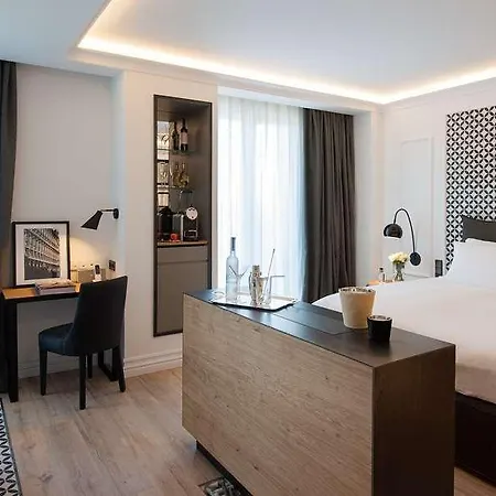 Serras Hotel