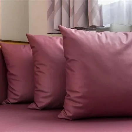 Habitacion Con Dos Camas En Hotel Ronda Lesseps Holiday home