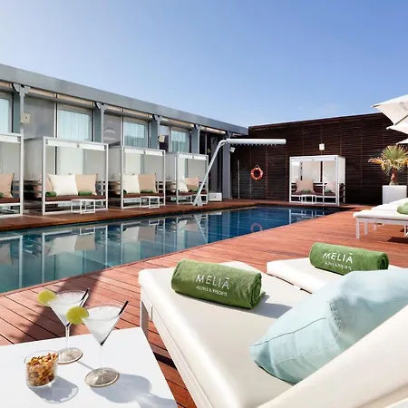 The Level At Melia Sky Ξενοδοχείο