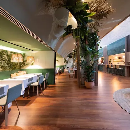 Atenea Hotel 4*
