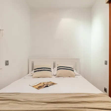 Flateli Paris * Barcelona