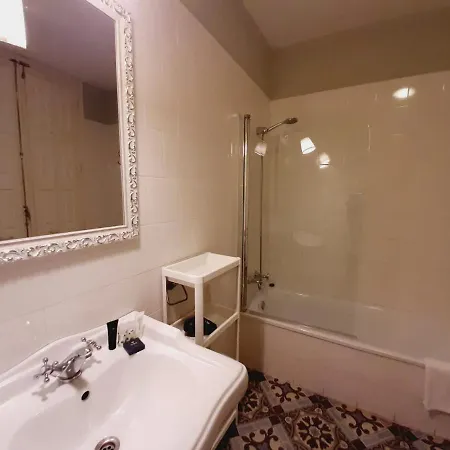 Lumine Luxury By Gaiarooms بيت ضيافة