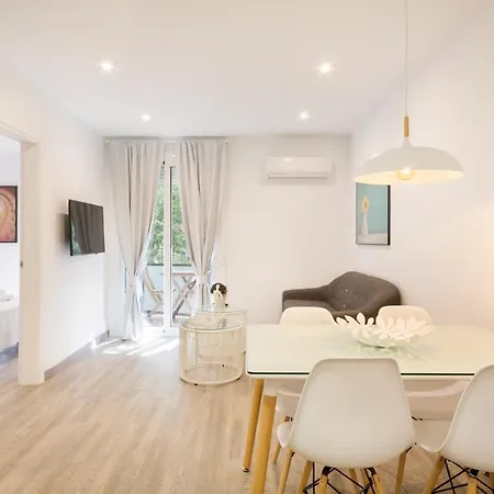 The White Flats Les Corts Barcelona
