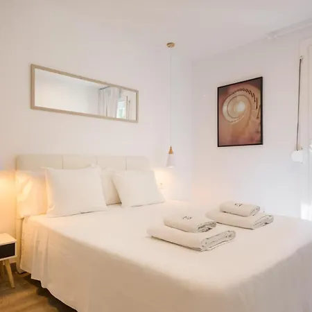 The White Flats Les Corts Barcelona