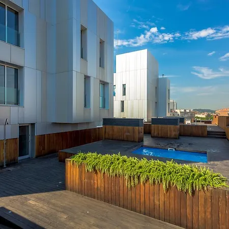 Apartament Urban District - Rambla & Pool Barcelona