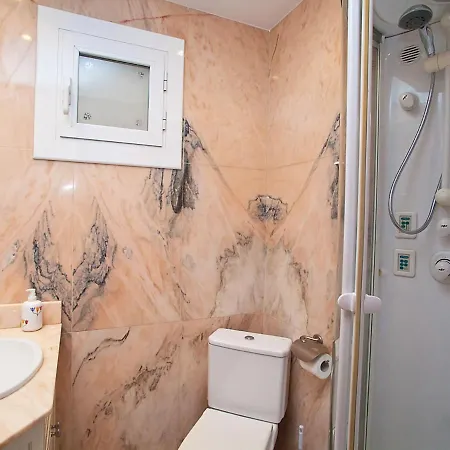Pg Gracia - Valencia By Interhome Barselona