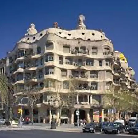 La Casa De Laura Nisia 3* Барселона