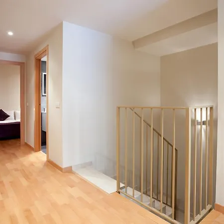 Ab Park Gueell-gaudi Apartman