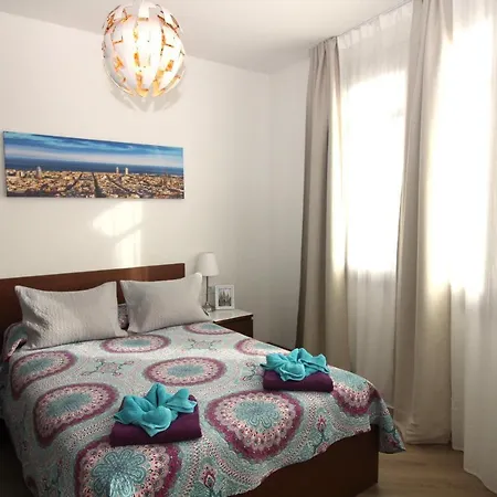 Habitación en casa particular Gran Via *