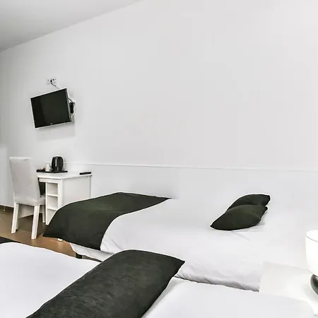 Laramond Penzion 3*