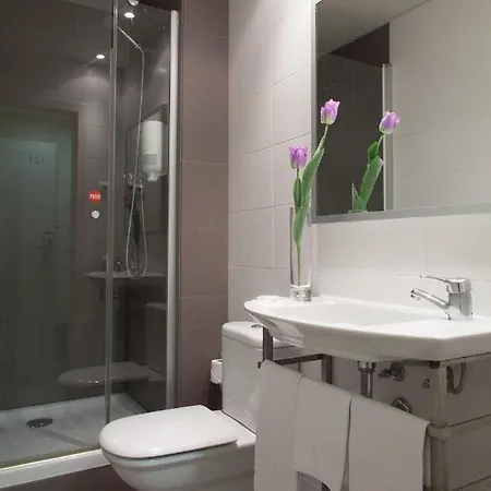 Apartament Residencia Erasmus Gracia *