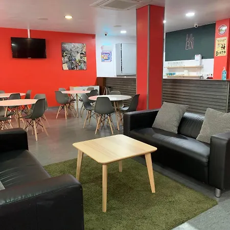 Hellobcn Youth Hostel