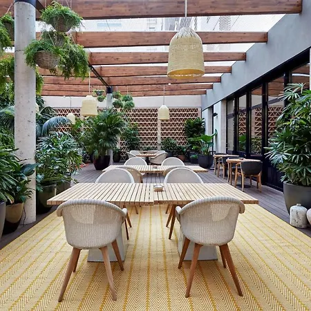 Radisson Blu 1882 Hotel, Sagrada Familia Отель 4*