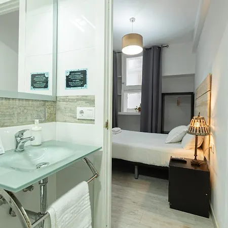 Hostal Easy Sants By Bossh! (adults Only)