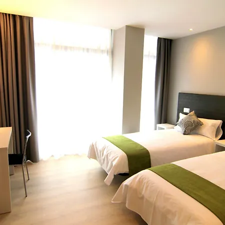 Aslyp 114 2* Barcelona