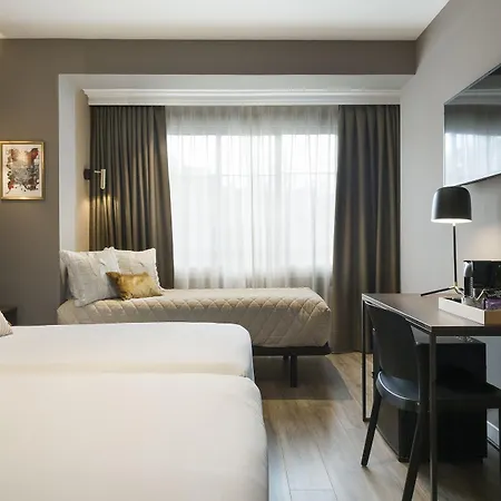 Acta Splendid Отель 3*